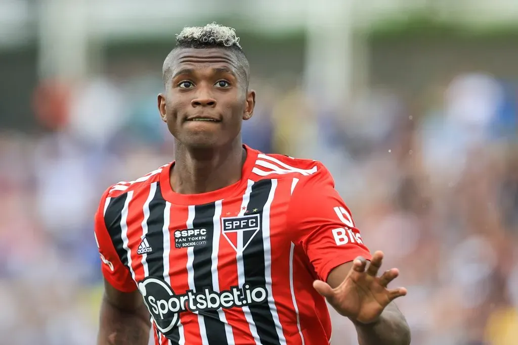 Orejuela em ação pelo São Paulo – Foto: Marcello Zambrana/AGIF