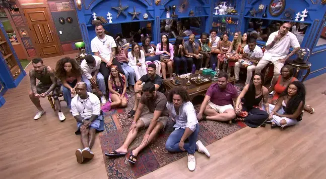 Primeira votação do BBB 24 foi aberta na sala. Reprodução/Globo