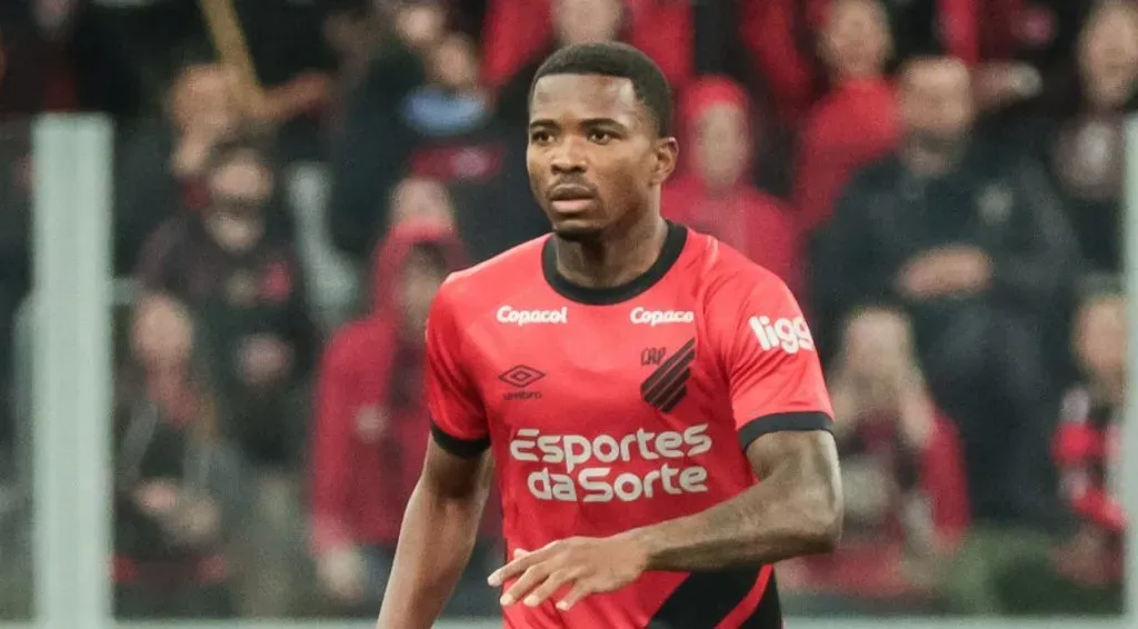 Cacá - Robson Mafra/AGIF