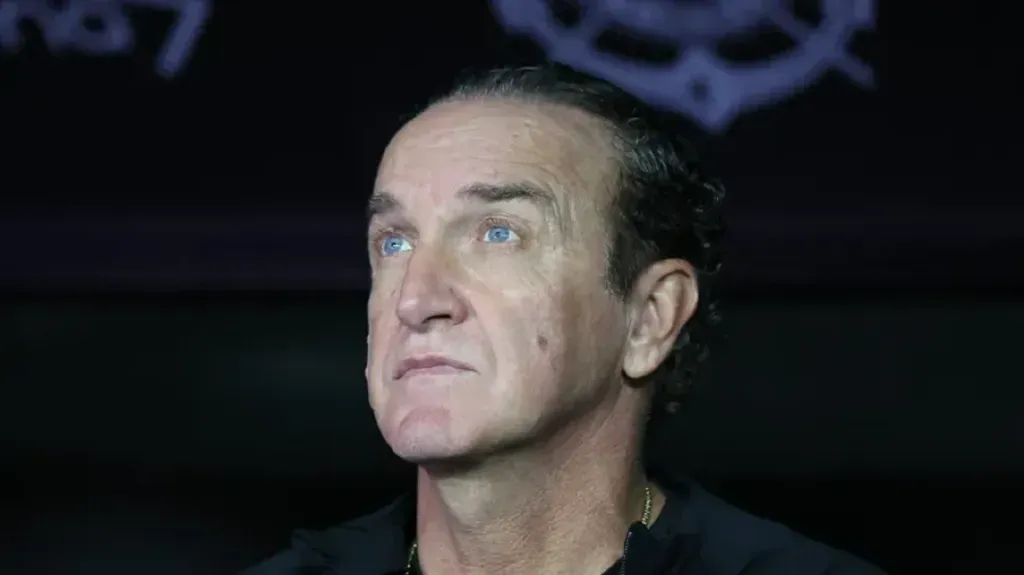 Foto: Marcello Zambrana/AGIF – Cuca fez pronunciamento após vitória do Athletico-PR