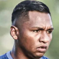 Torcida do Santos exige demissão de Morelos após vice no Paulista: "Um a menos em campo"