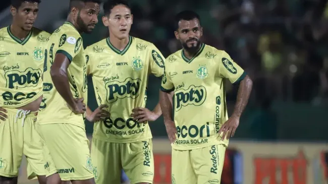 Danielzinho no Santos - Pedro Zacchi/AGIF