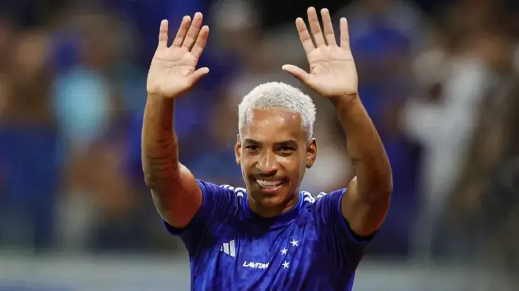 Foto: Gilson Lobo/AGIF – Matheus Pereira se aproxima de ser comprado em definitivo pelo Cruzeiro