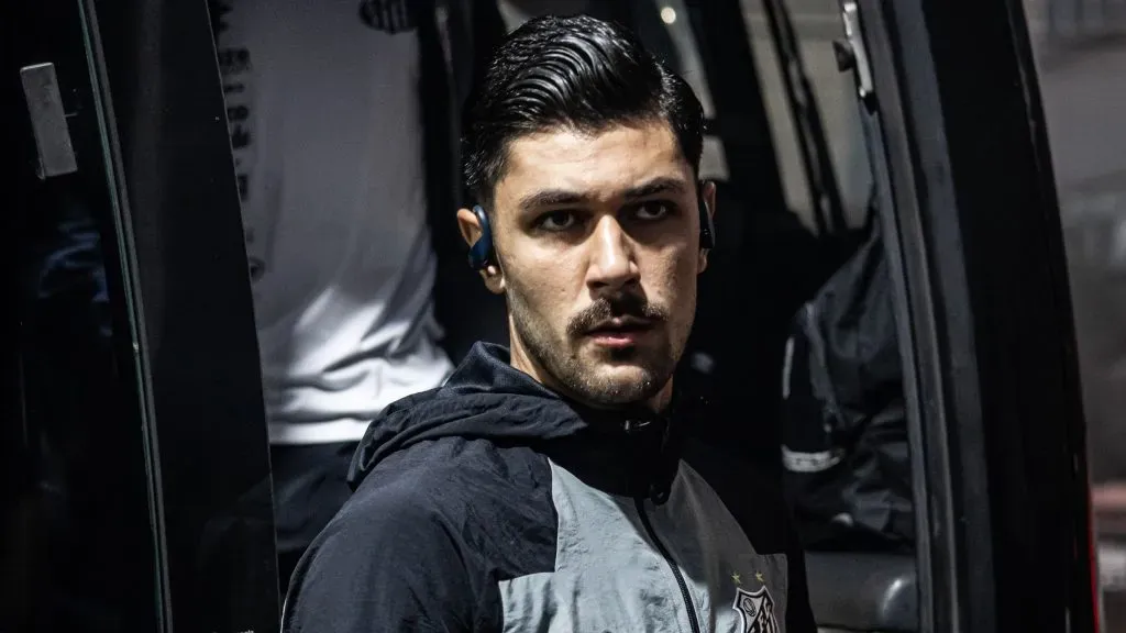 João Basso no Santos - Raul Baretta/Santos