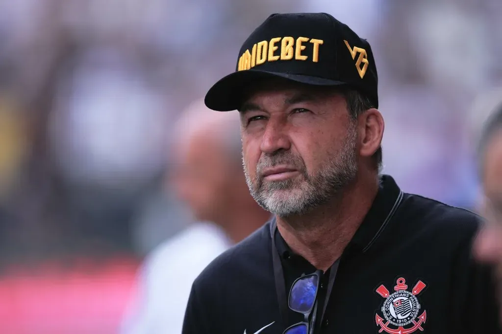 O presidente Augusto Melo, durante partida entre Corinthians e Fluminense, na Neo Química Arena, pelo Campeonato Brasileiro, no dia 28/04/2024. Foto: Ettore Chiereguini/AGIF
