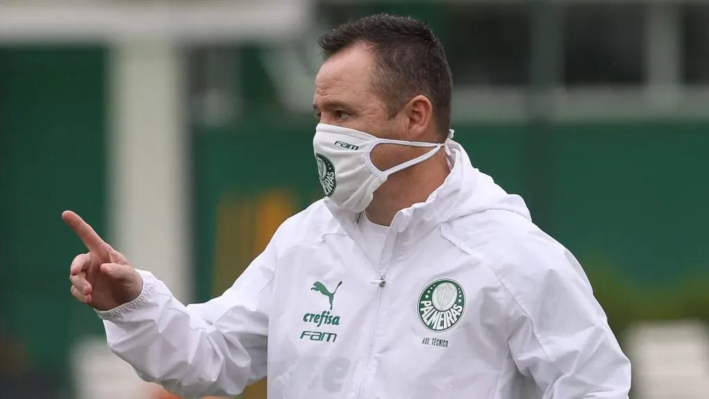 Andrey Lopes, o Cebola, treinando Palmeiras