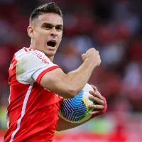 Borré fala sobre difícil momento no RS e sobre equipe focada em título