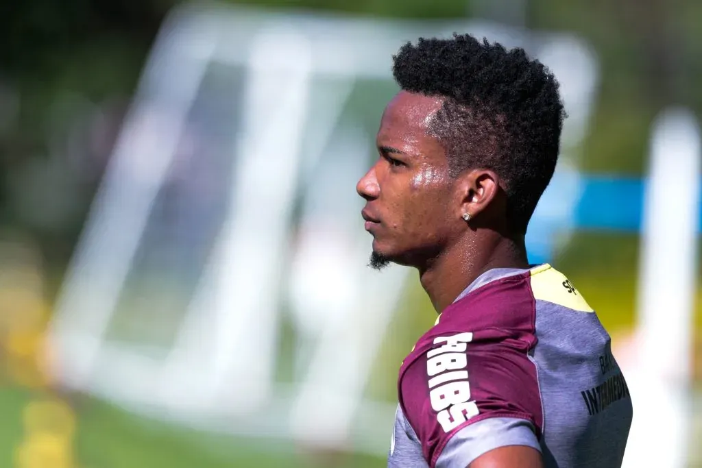 Thiago Mendes jogou pelo São Paulo entre 2015 e 2017 e foi consultado – Foto: Marcello Zambrana/AGIF