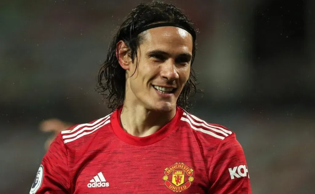 Cavani quer cumprir seu contrato no futebol argentino até o fim de 2024 – Foto: Getty Images.