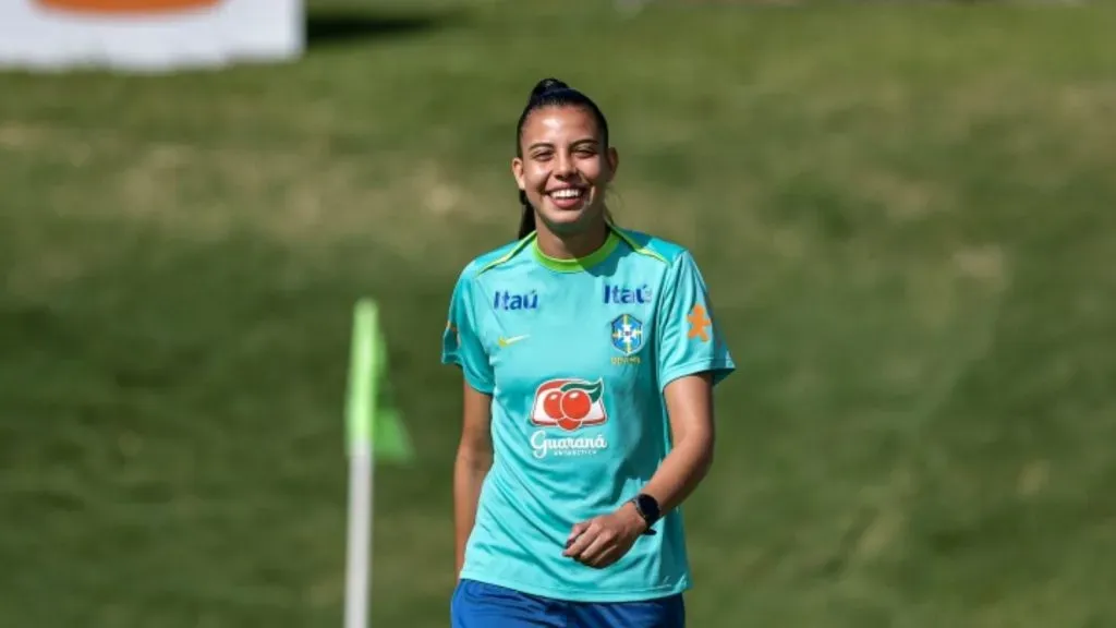 Lauren em treino da Seleção Brasileira Feminina. Divulgação/Staff Images/CBF.