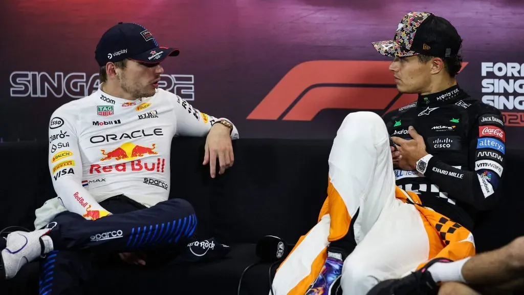 Verstappen e Norris no GP de Singapura (IMAGO / PanoramiC)