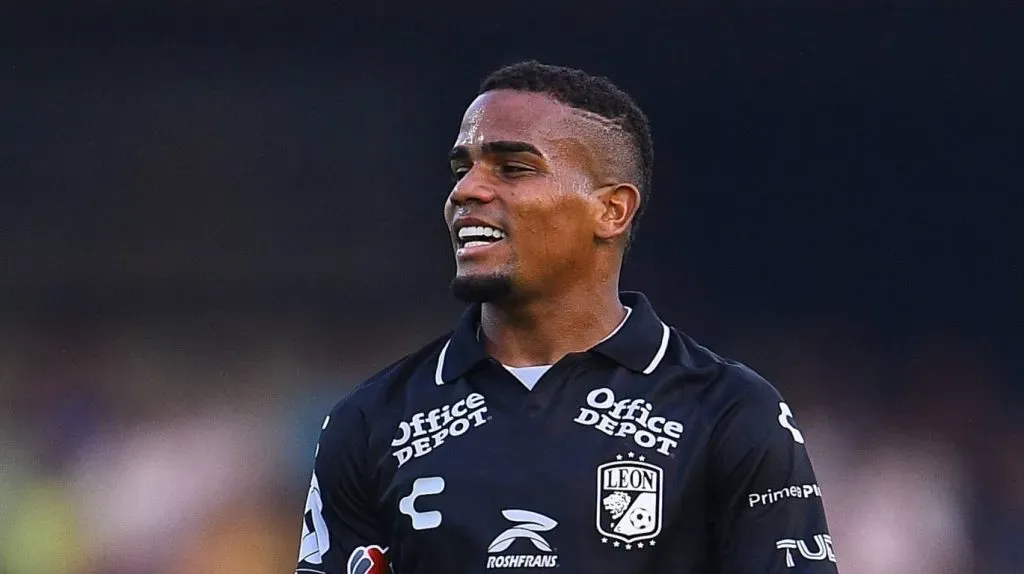 Foto: IMAGO / Agencia-MexSport – Edgar Guerra durante a partida da 15ª da Liga BBVA MX na Cidade do México.