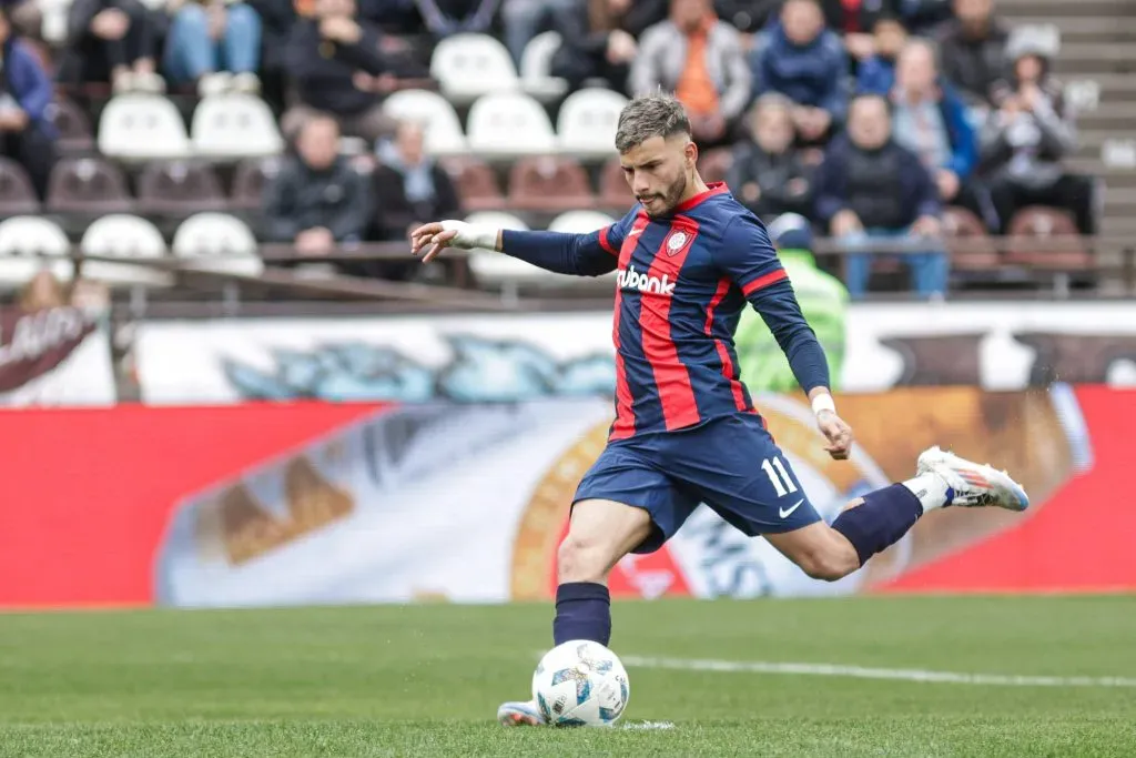 Iván Leguizamón, do San Lorenzo, está na mira do Corinthians e do Inter Miami, de Lionel Messi – Foto: IMAGO