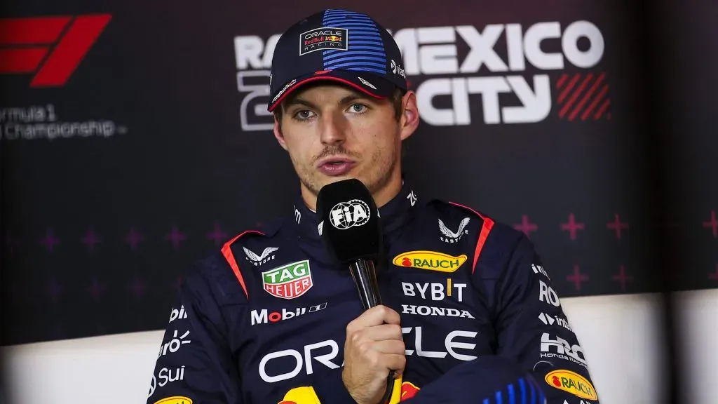 Max Verstappen em entrevista coletiva no México (IMAGO / PanoramiC)