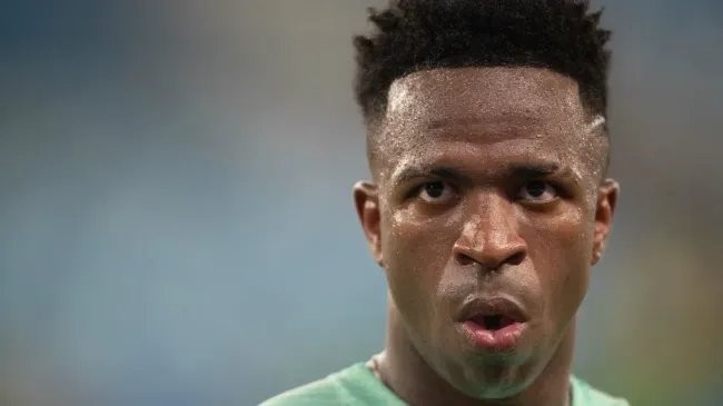 Vinícius Júnior não foi o escolhido pela FIFA - Foto: Gil Gomes/AGIF.