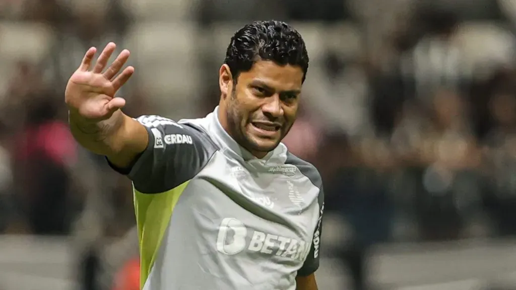 Hulk foi elogiado antes de Flamengo X Atlético-MG - Foto: Gilson Lobo/AGIF.
