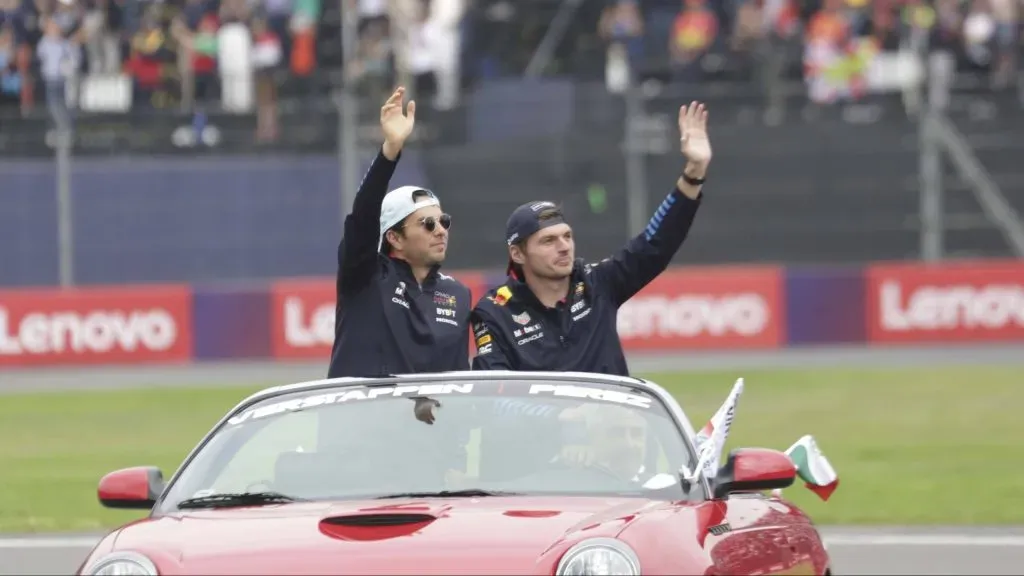 Sergio Pérez e Verstappen no GP do México (IMAGO / ZUMA Press Wire)
