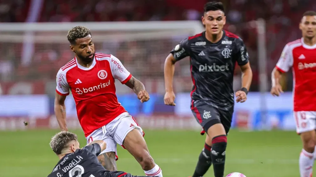 Wesley foi um dos bons nomes da partida. Foto: Maxi Franzoi/AGIF