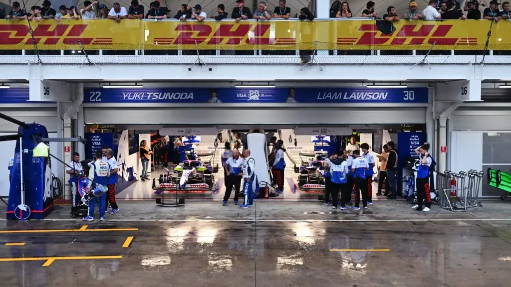 Autódromo de Interlagos sofrendo com chuvas ((Photo by Rudy Carezzevoli/Getty Images)