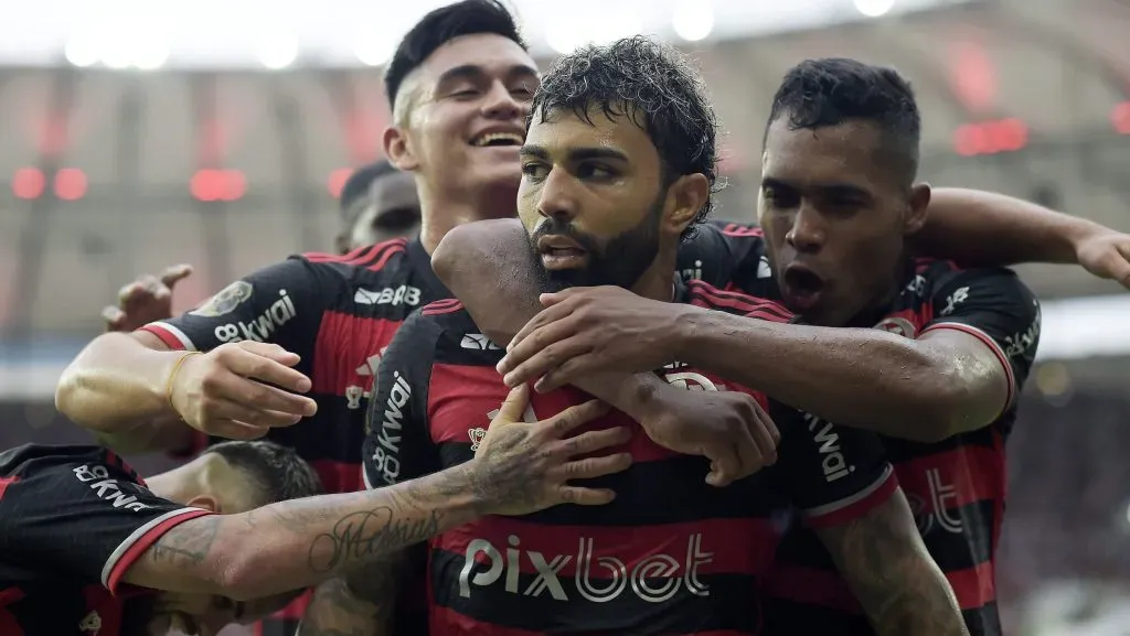 Gabigol comemorando. Foto: Alexandre Loureiro/AGIF