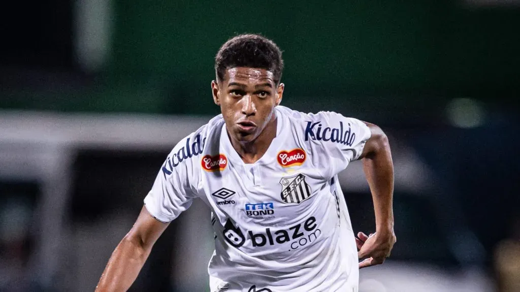 Souza durante partida do Peixão na Série B. Foto: Raul Baretta/ Santos FC.