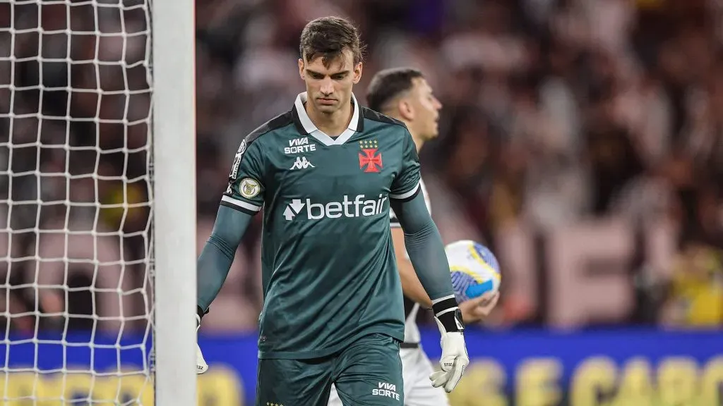 Jogadores lamentam. Foto: Thiago Ribeiro/AGIF