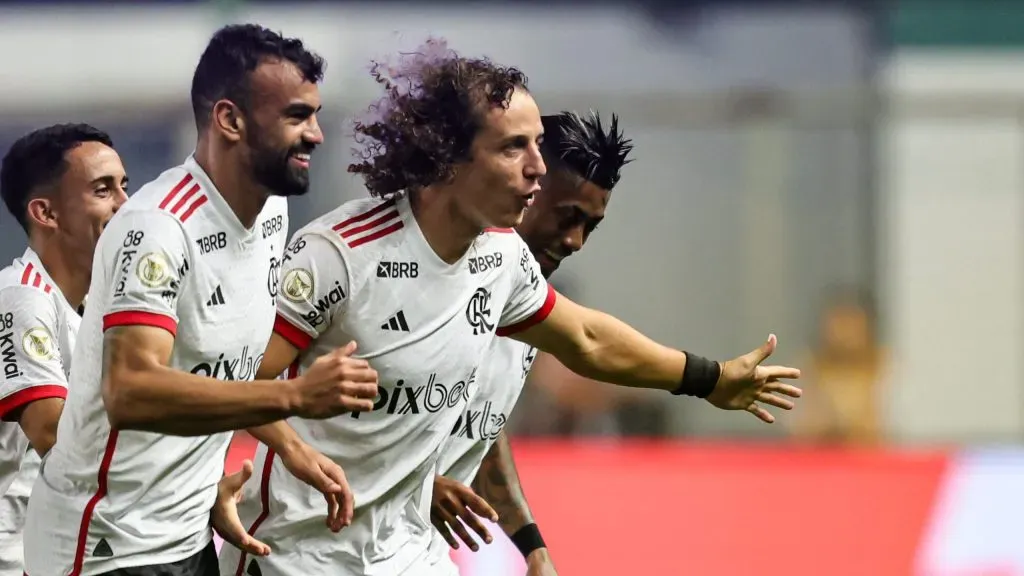 Gol de David Luiz em Cruzeiro x Flamengo pode causar demissão: “Sumir”