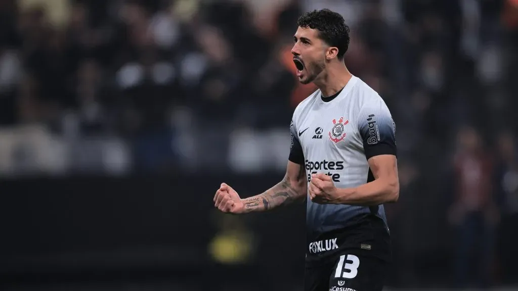 Gustavo Henrique no Corinthians. Foto: Ettore Chiereguini/AGIF
