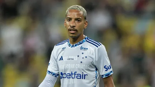 Matheus Pereira tem situação com Fernando Diniz exposta