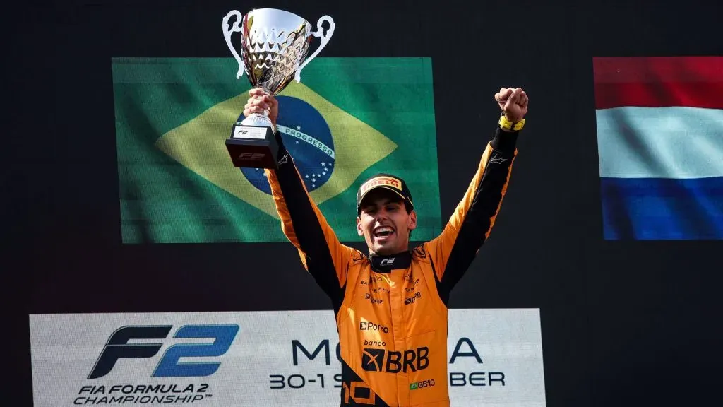 Bortoleto no pódio da Fórmula 2 (IMAGO / PanoramiC)