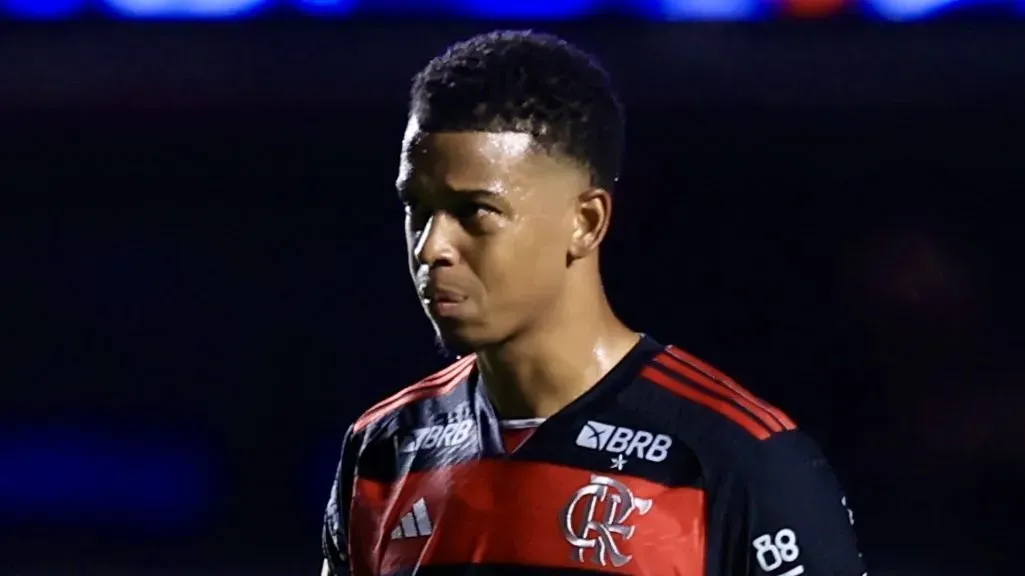 Carlinhos, atacante do Flamengo -Foto: Marcello Zambrana/AGIF