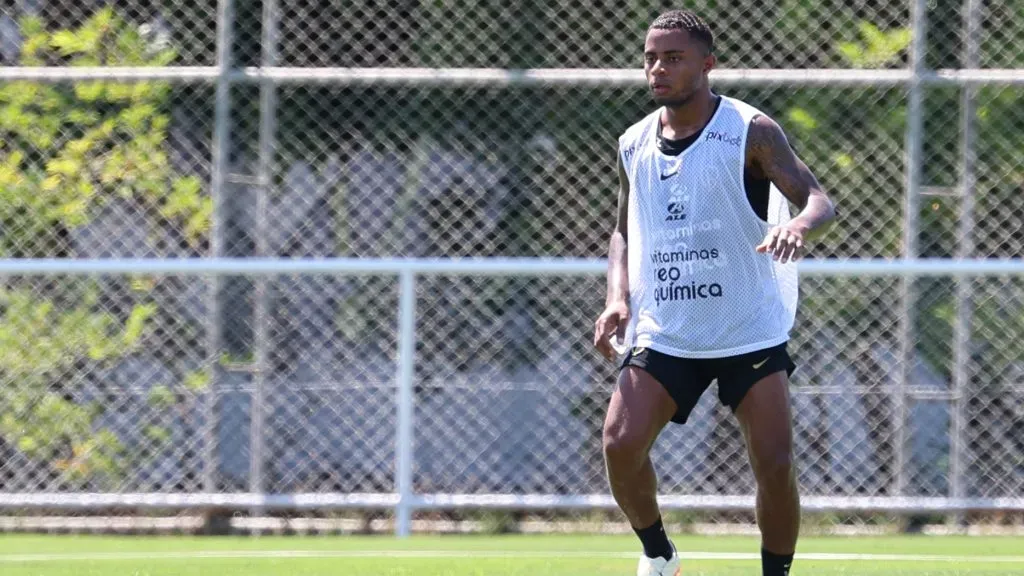 Diego Palacios durante treinamento. Foto: Marcello Zambrana/AGIF
