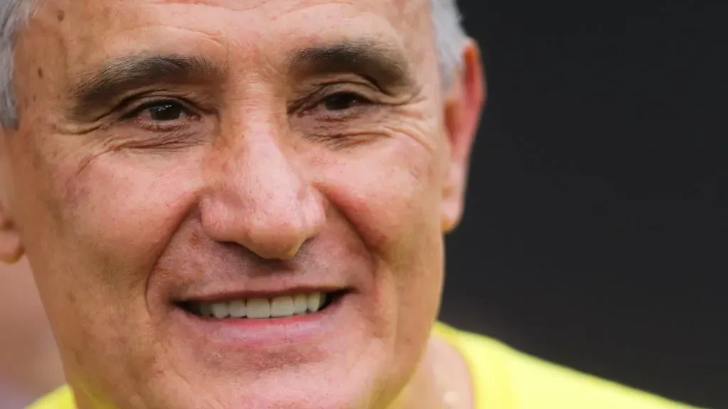 Tite foi outro aprovado -Foto: Reinaldo Campos/AGIF.