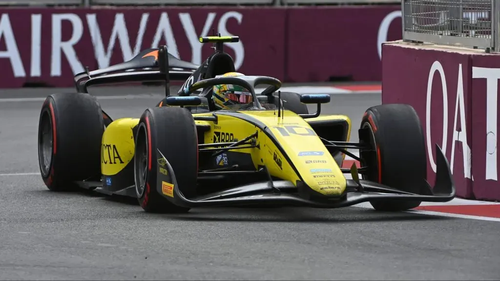 Bortoleto pela Fórmula 2 em Baku