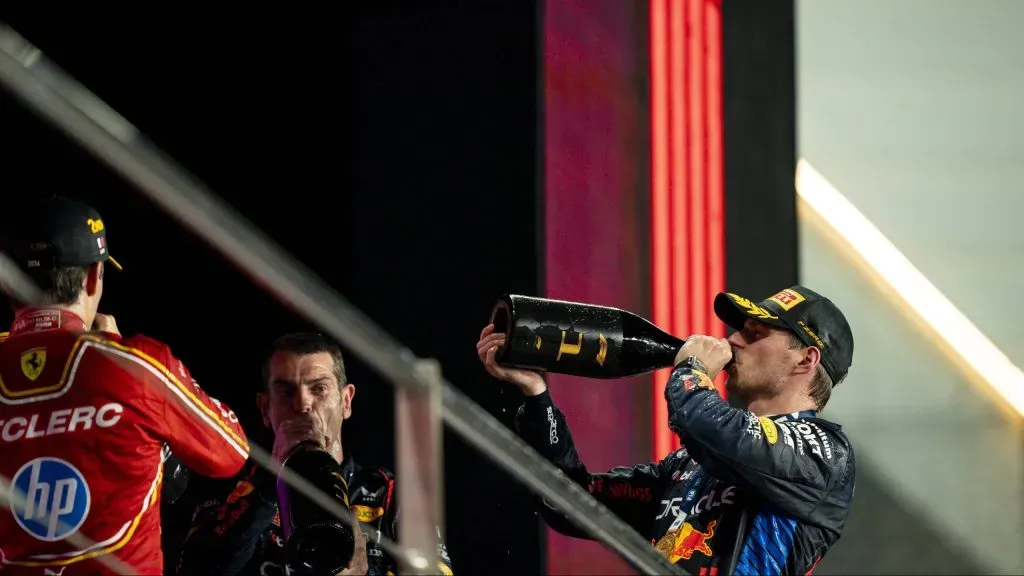 Verstappen comemorando do GP do Catar