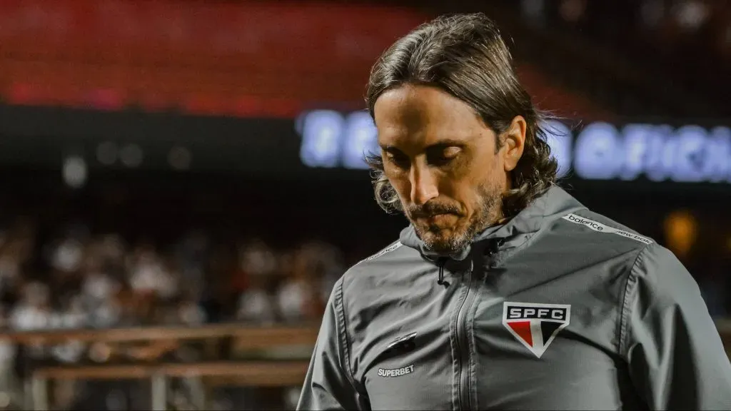 Zubeldía analisa possibilidade de fazer testes no elenco – Foto: IMAGO / Fotoarena