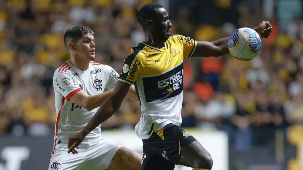 Flamengo não deu chances ao Criciúma - Foto: Leonardo Hubbe/AGIF.