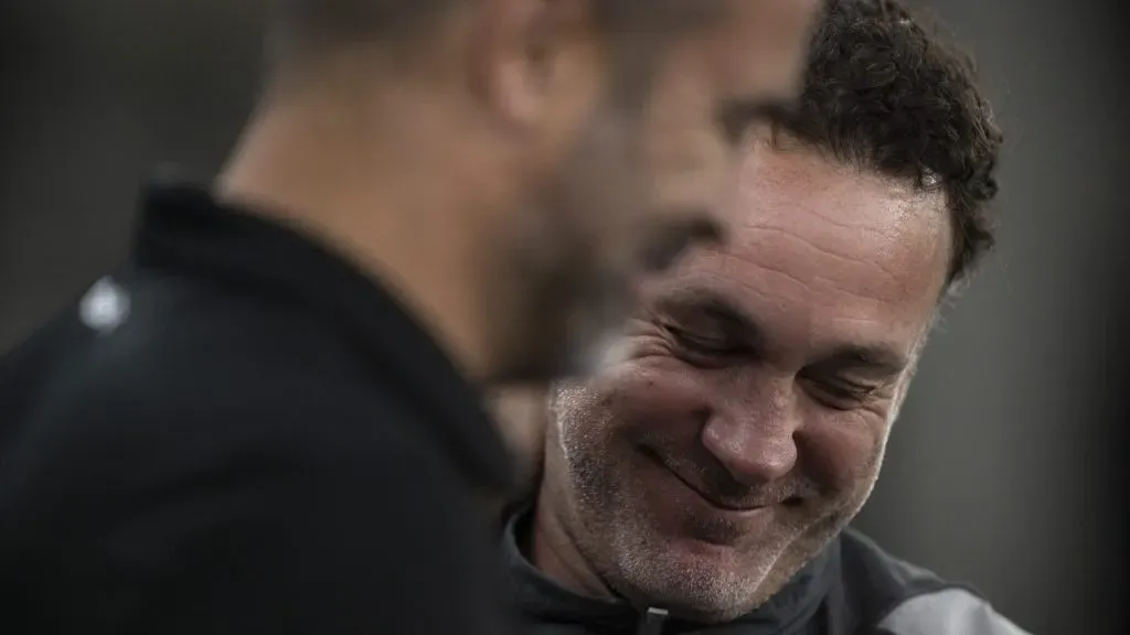 Milito pode ser substituído por Artur Jorge - Foto: Jorge Rodrigues/AGIF.