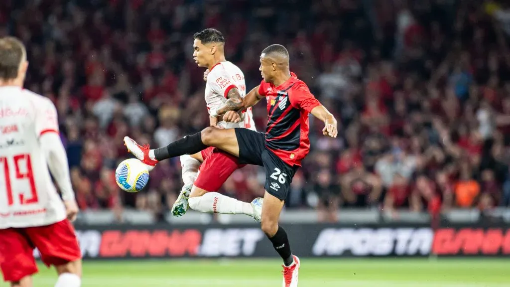Athletico x RB Bragantino no Brasileirão. Foto: Luis Garcia/AGIF
