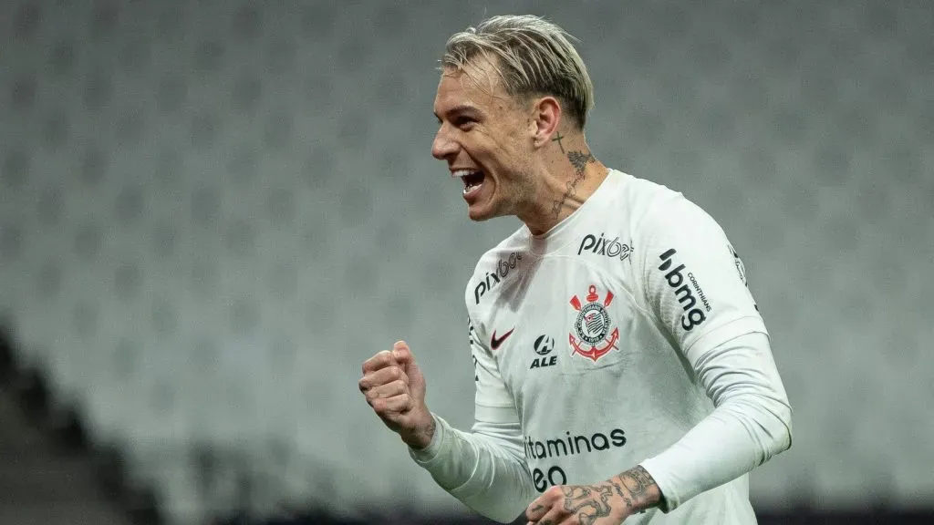 Róger Guedes durante partida. Foto: Ronaldo Barreto/Thenews2/Imago Images