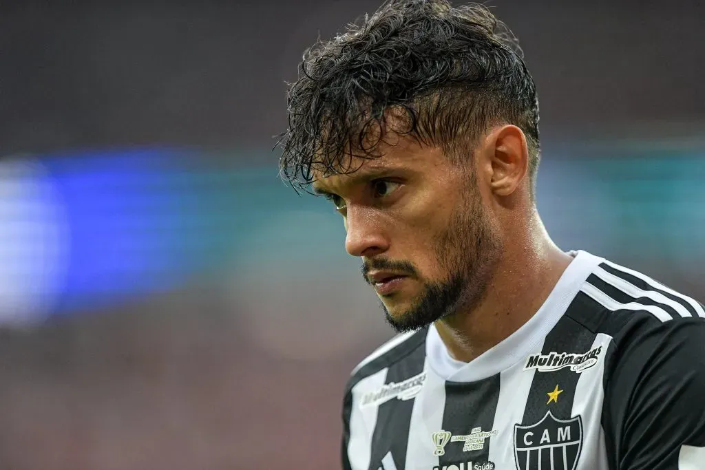 Foto: Thiago Ribeiro/AGIF – Gustavo Scarpa não tem permanência garantida no Atlético-MG em 2025