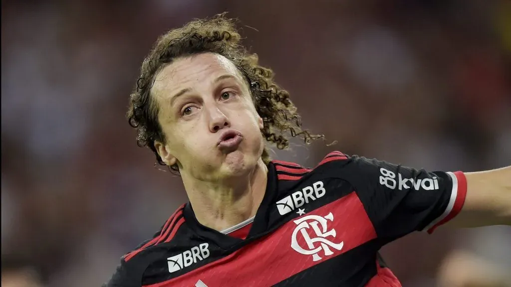 David Luiz tem futuro incerto - Foto: Alexandre Loureiro/AGIF.