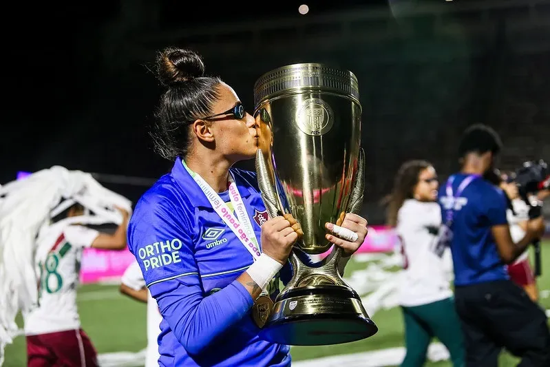 Goleira Thaina, do Fluminense comemora título das Meninas de Xerém que foi conquistado nos pênaltis no último domingo, no Canindé pela Copinha Feminina 2024. Foto: Marina Garcia/FFC