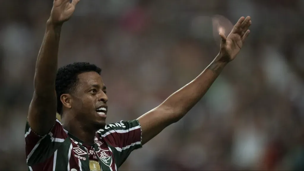 Keno comemorando. Foto: Jorge Rodrigues/AGIF