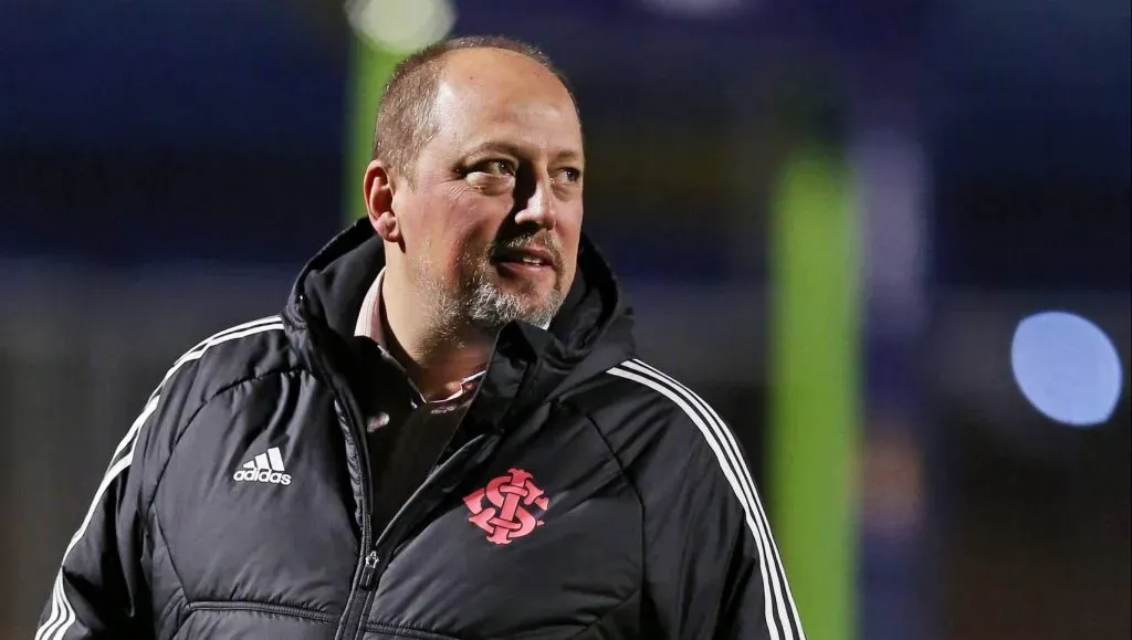 Alessandro Barcellos comemora lucro milionário que pode obter com venda de jogador