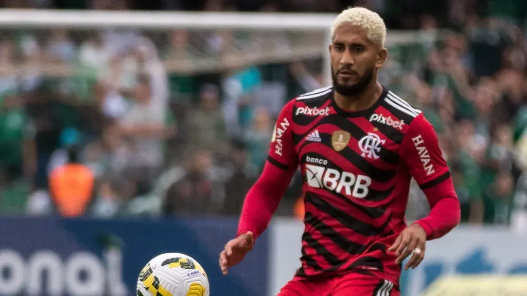Pablo está de saída do Flamengo após retornar de empréstimo – Foto: Robson Mafra/AGIF