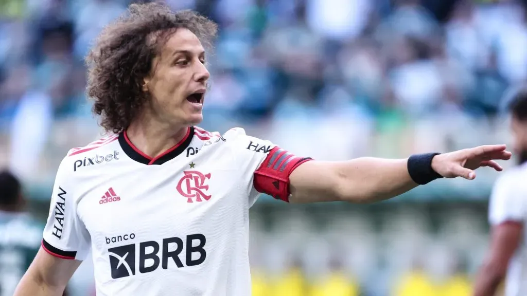 David Luiz em partida pelo Flamengo. Foto: Ettore Chiereguini/AGIF