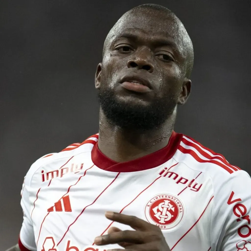 Presidente do Internacional usa Yuri Alberto como exemplo em má fase de Enner Valencia