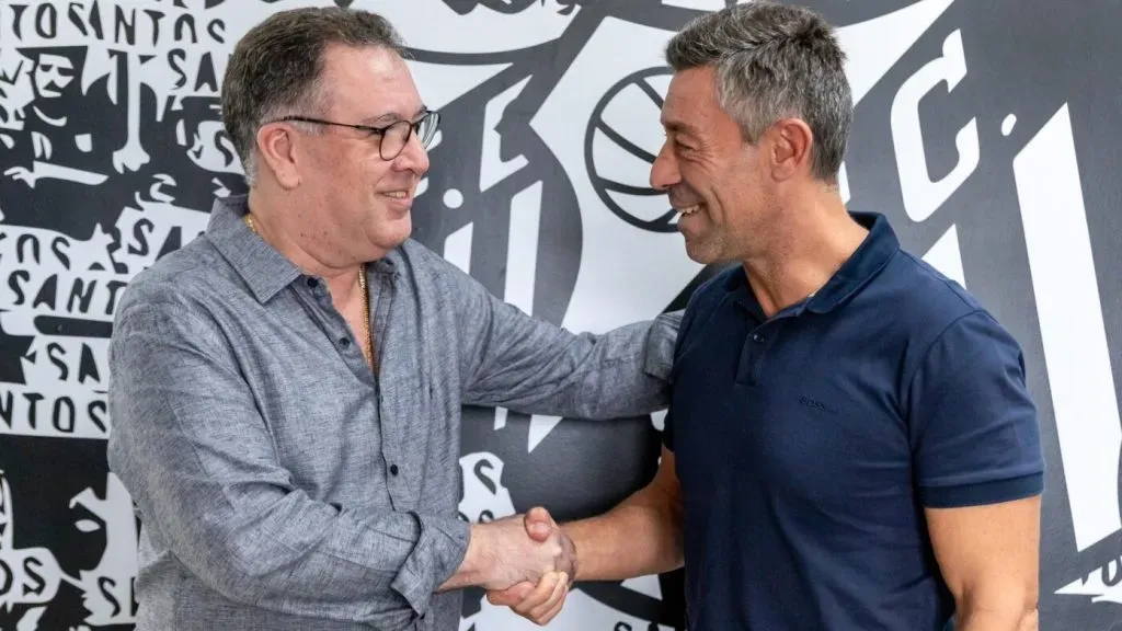 Marcelo Teixeira e Pedro Caixinha. Foto: Bruno Vaz/Santos FC