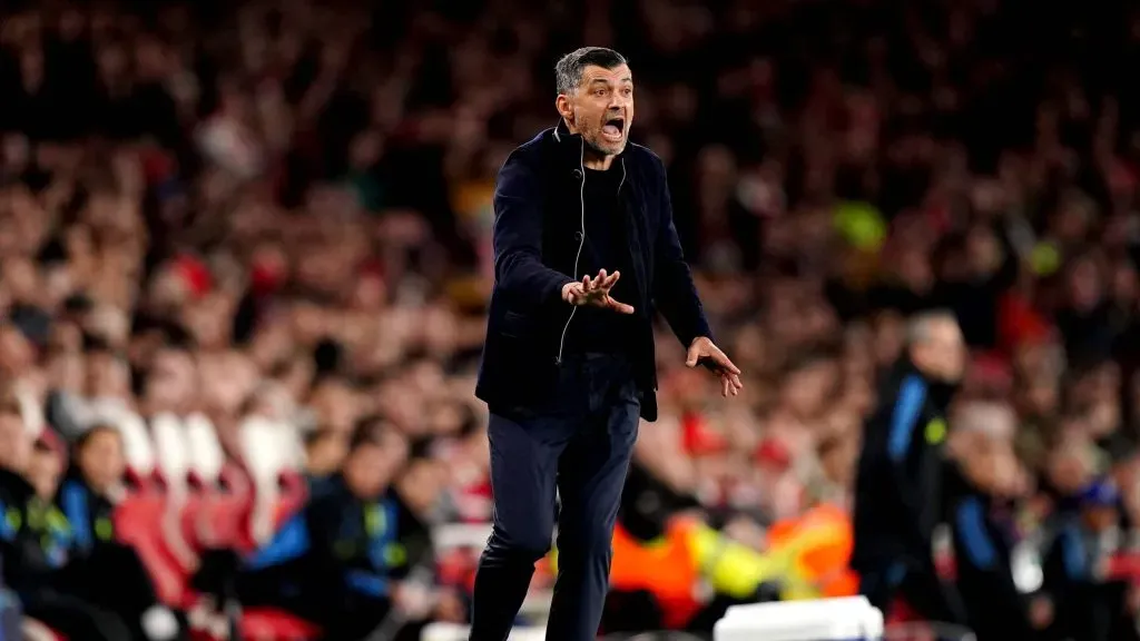 Sérgio Conceição durante partida. Foto: Zac Goodwin/IMAGO/PA Images